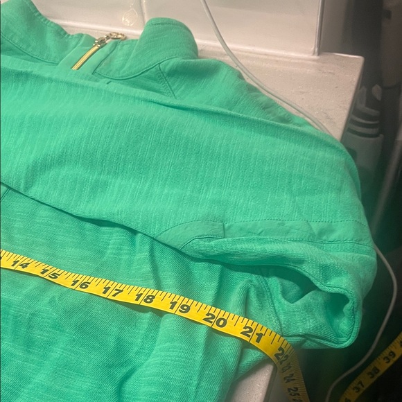 Lilly Pulitzer spearmint or cabana green Quarter-Zip pull over - Picture 4 of 5